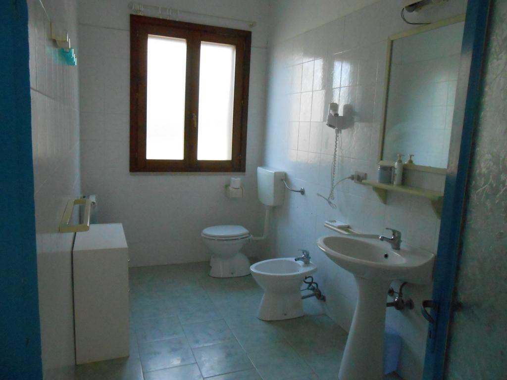 Agriturismo Tupei Hotel Calasetta Cameră foto