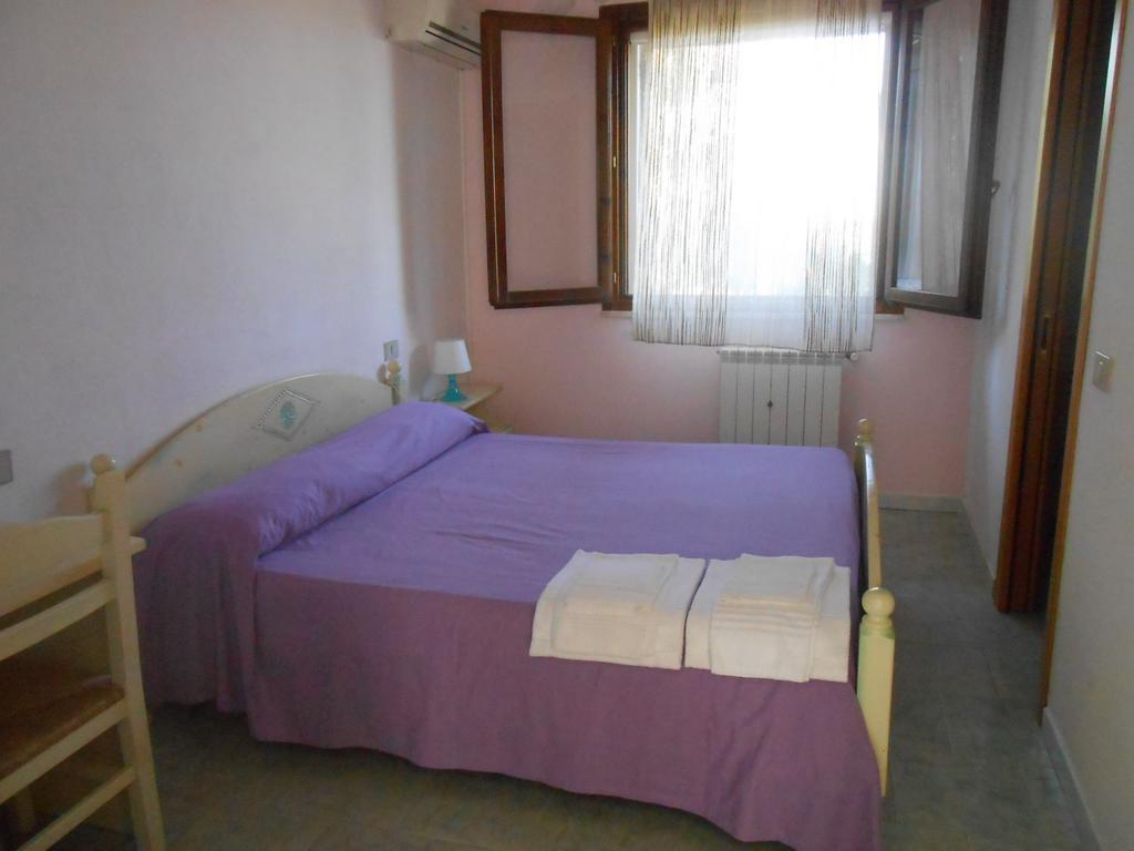 Agriturismo Tupei Hotel Calasetta Cameră foto